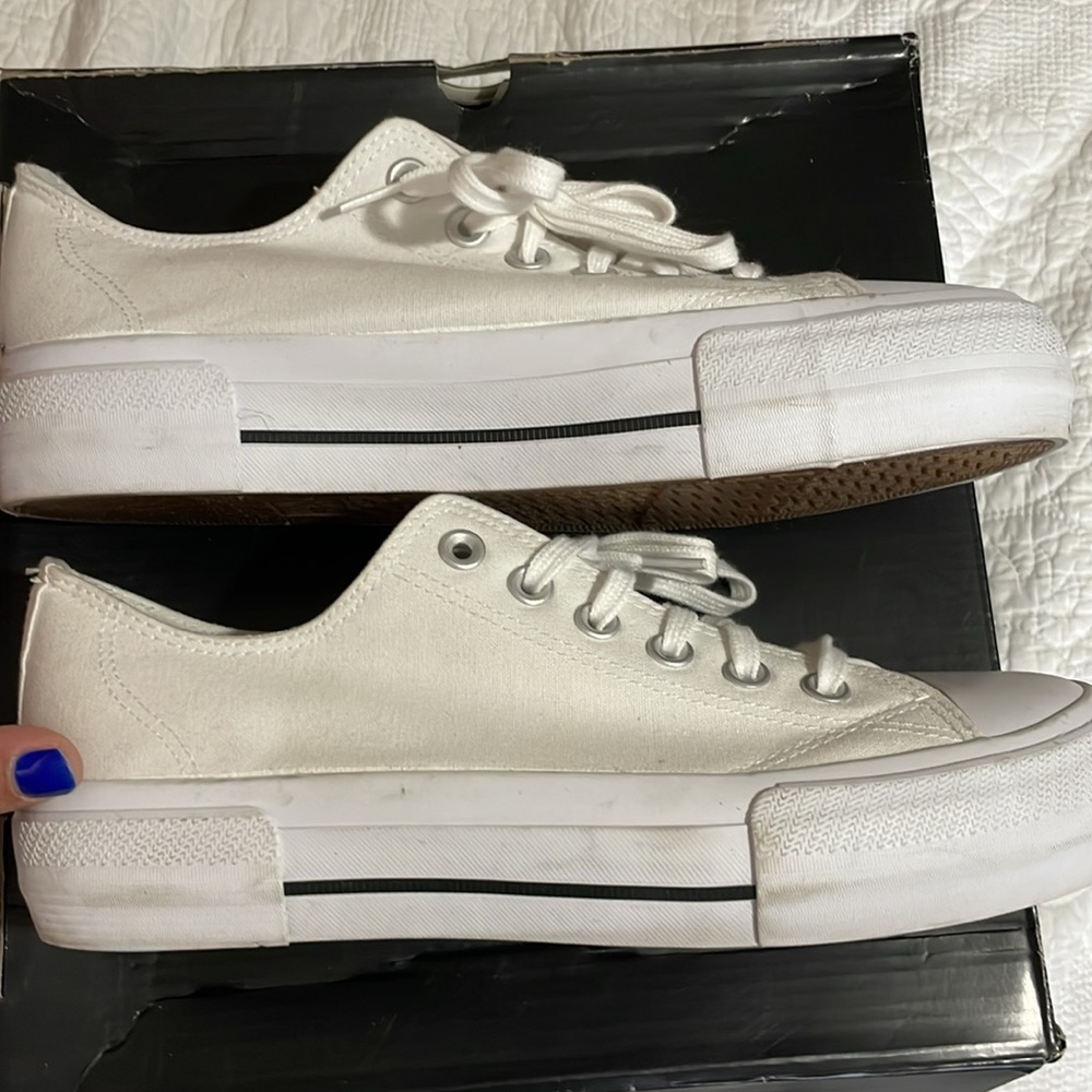 Time and true white/cream platform sneakers. Size 10 - Picture 4 of 6